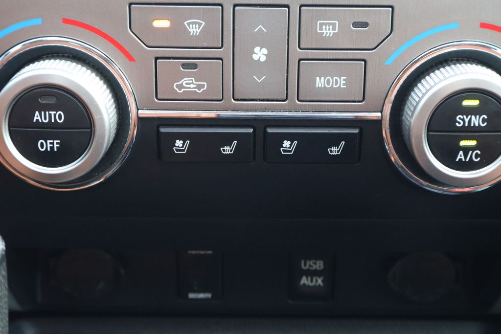 Thumbnail: 2019 Toyota Tundra - 20