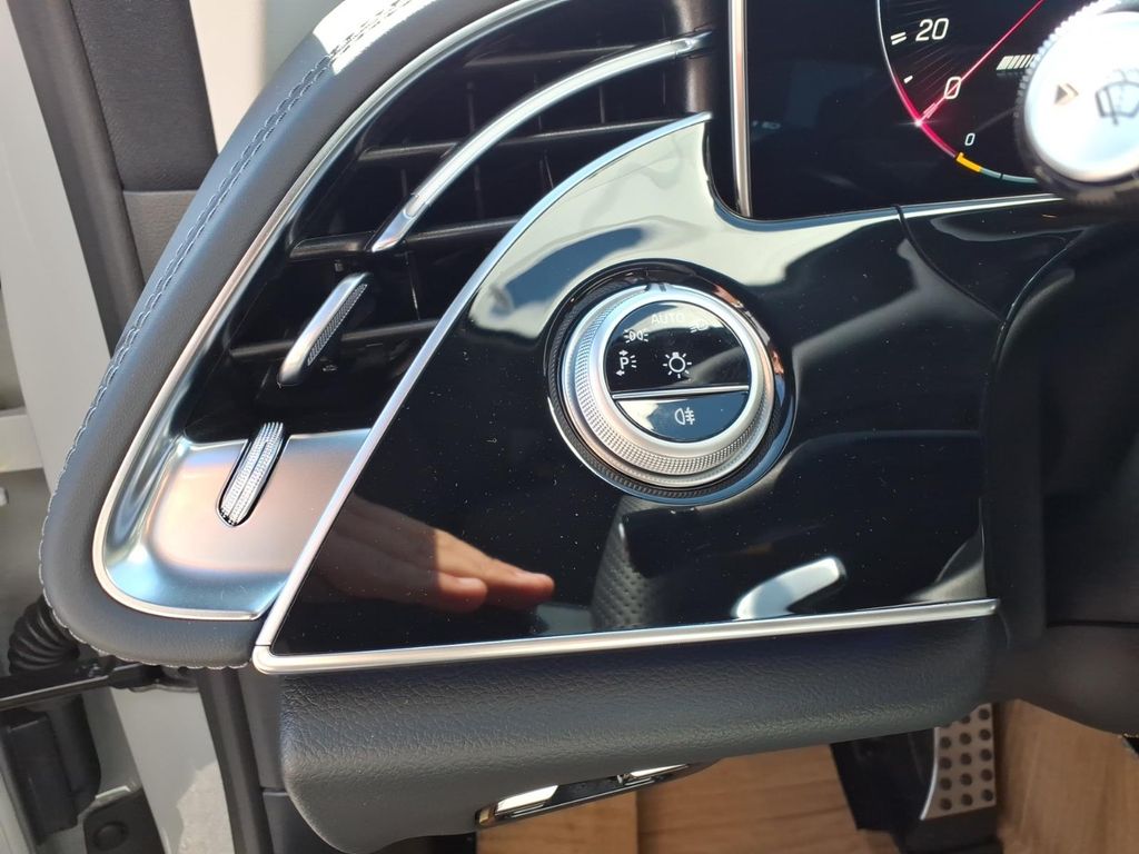 New 2026 White Mercedes-Benz E 53 AMG® image 17