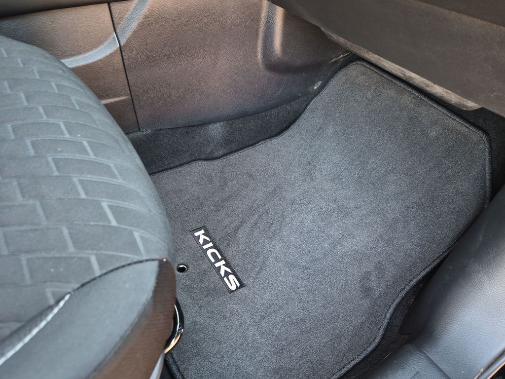 Used Car 2021 Nissan Kicks  Sv For Sale Under $15,000 In Austin, Texas