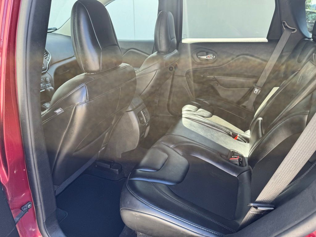 Used Car 2021 Jeep Cherokee  Altitude For Sale Under $20,000 In Georgetown, Texas