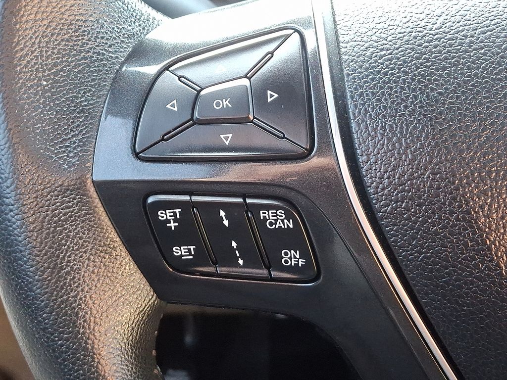 Thumbnail: 2019 Ford Explorer - 22