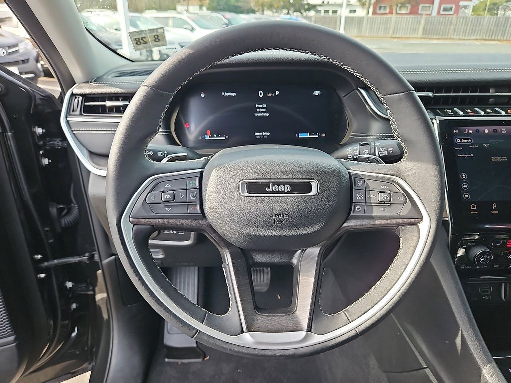 Thumbnail: 2023 Jeep Grand Cherokee L - 26