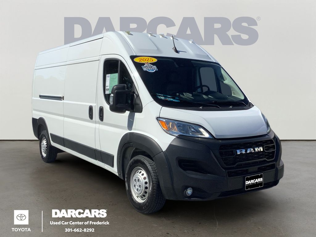 Bright White Clearcoat 2025 RAM ProMaster Van 9-Speed Automatic