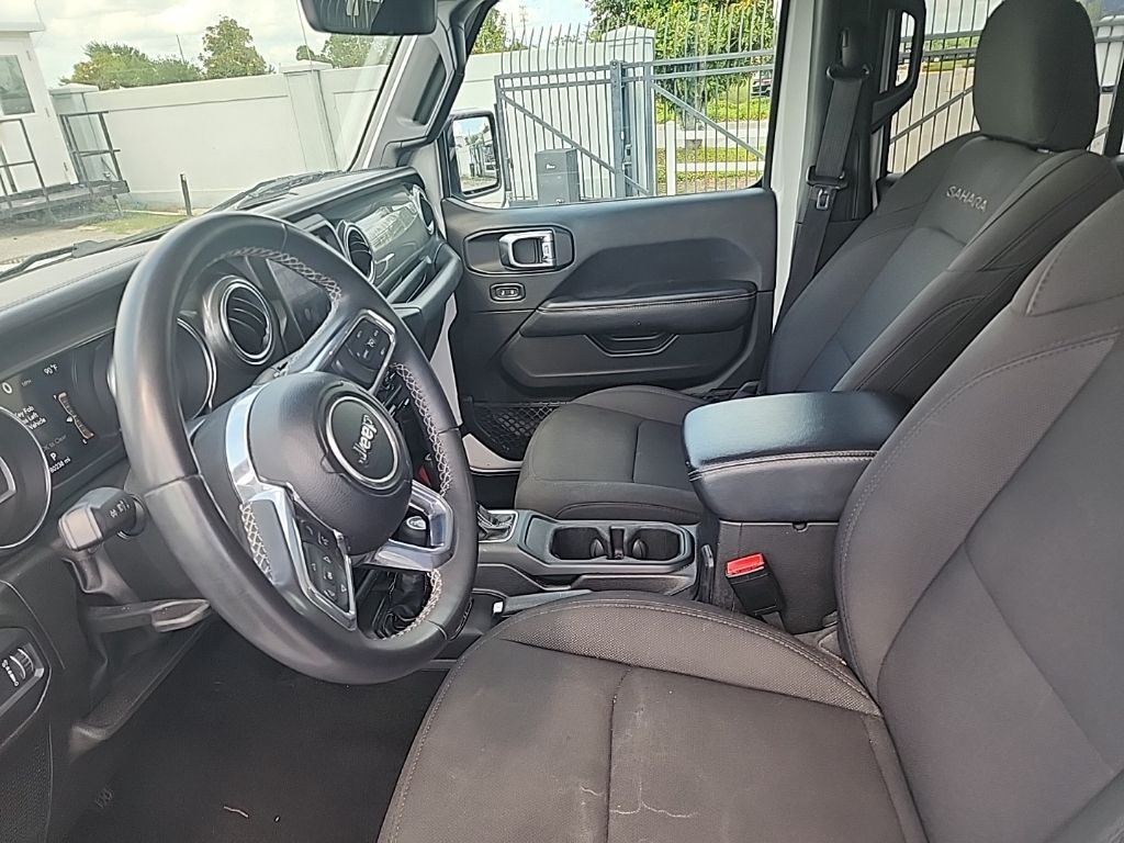 2023 White Jeep Wrangler Sahara 4X4 SUV