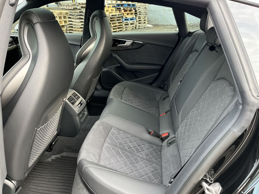 Thumbnail: 2025 Audi S5 - 22