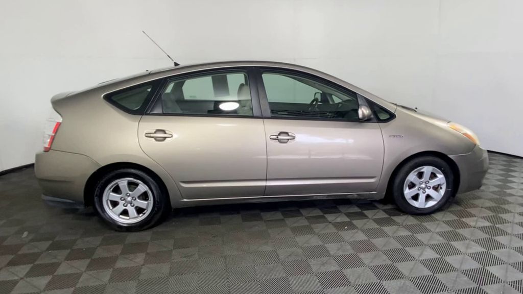 2006 Toyota Prius Base 9