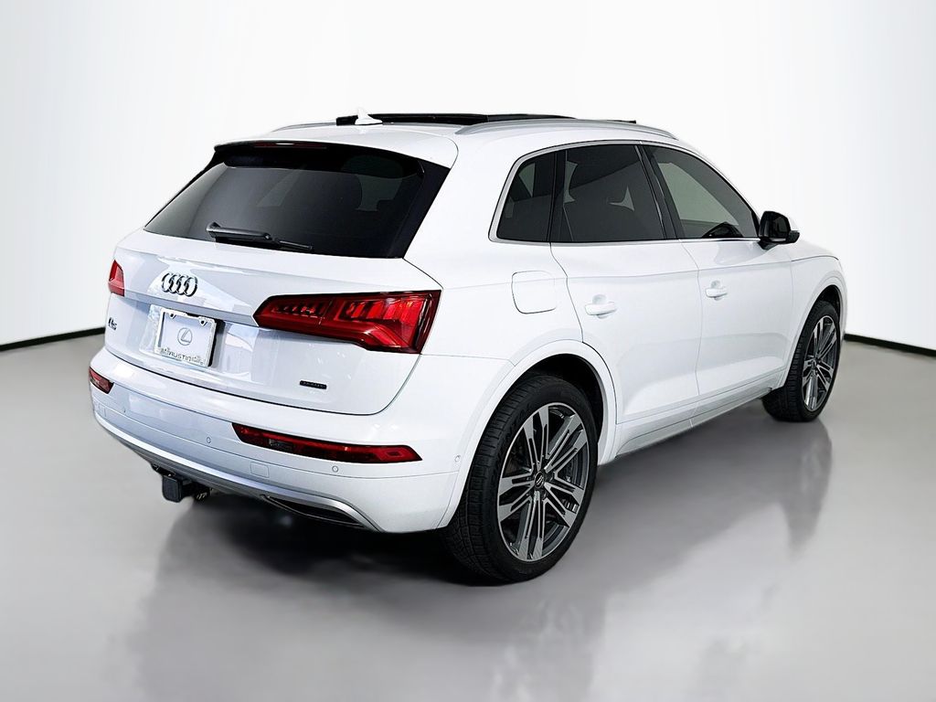 Thumbnail: 2019 Audi Q5 - 5