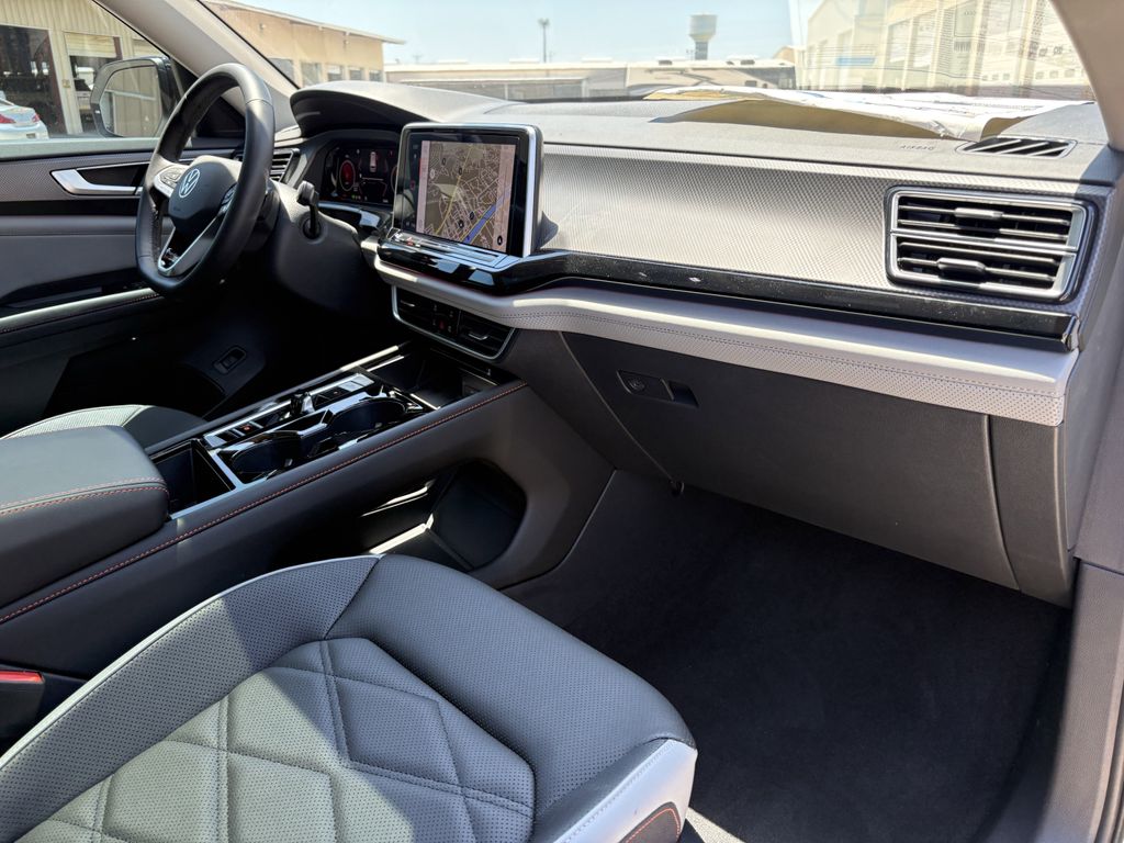 2024 Volkswagen Atlas 2.0T Peak Edition SEL White at DeMontrond Gulf Freeway