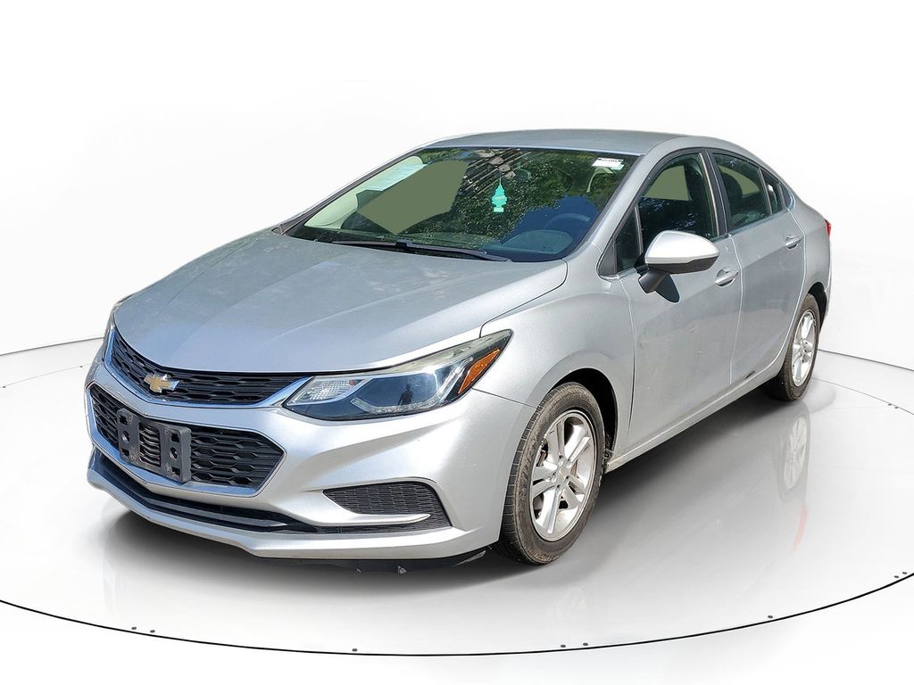 Silver Ice Metallic 2018 Chevrolet Cruze Sedan Front-Wheel Drive 6-Speed Automatic