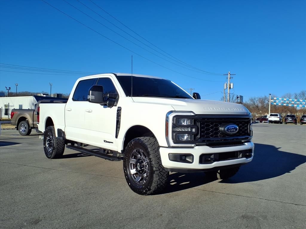 2024 Ford F-250 Super Duty Lariat Crew Cab 4WD