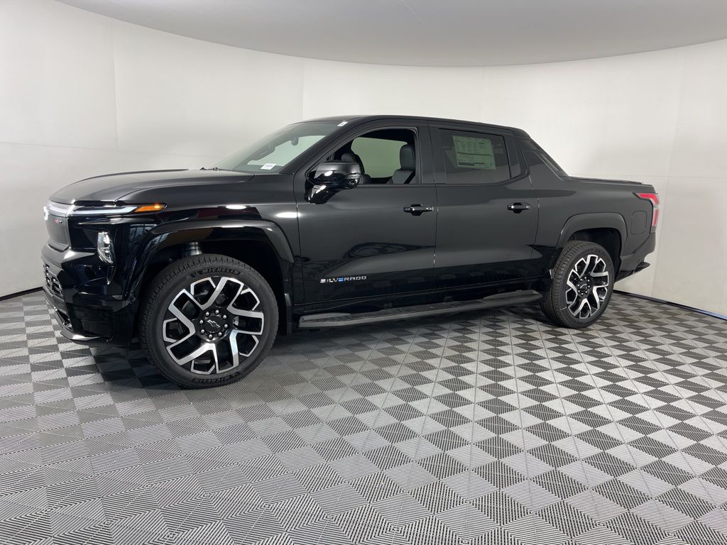 2024 Chevrolet Silverado EV  2