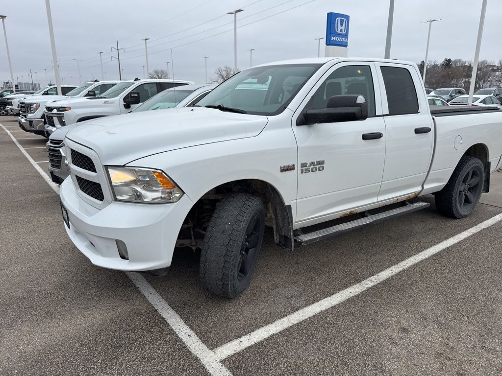 2015 RAM 1500 Express Quad Cab 4WD