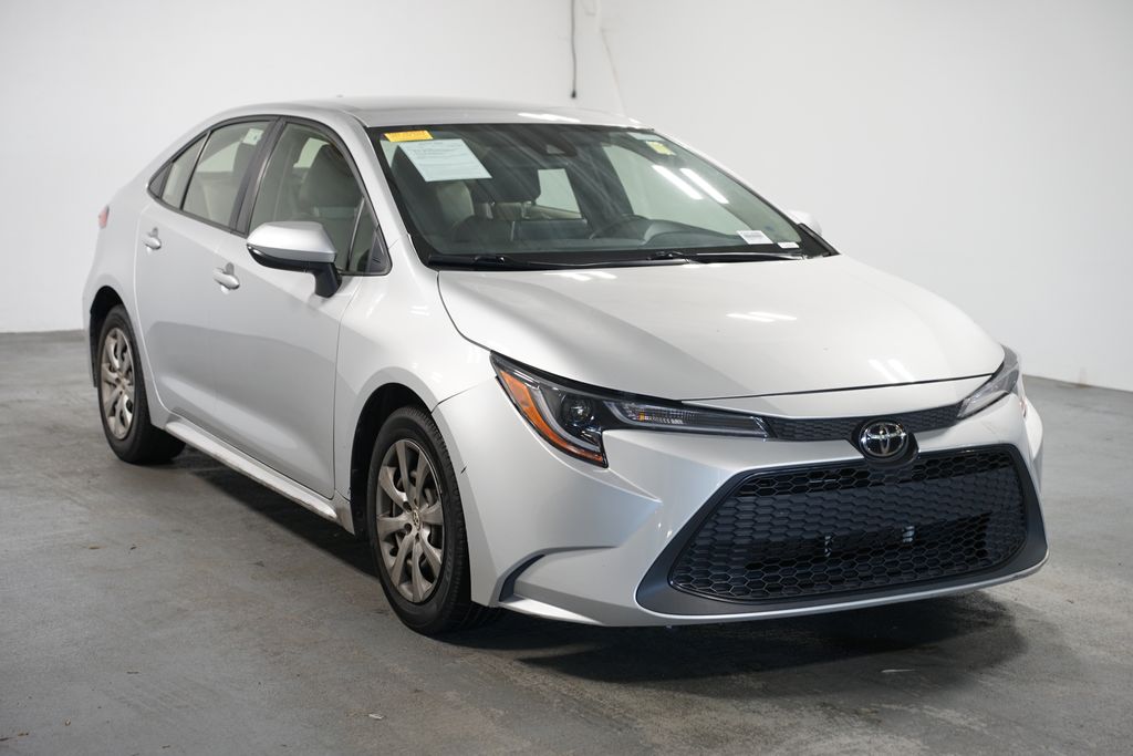 Thumbnail: 2021 Toyota Corolla - 3