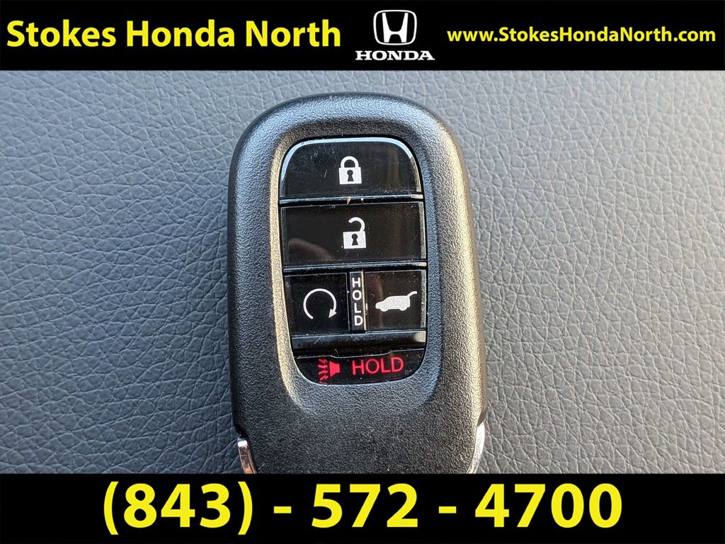 Used 2025 Honda Pilot SUV