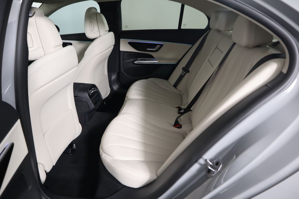 2025 Mercedes-Benz E-Class E 350 23