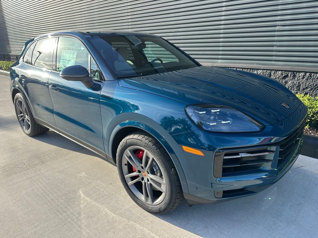 Thumbnail: 2026 Porsche Cayenne - 11