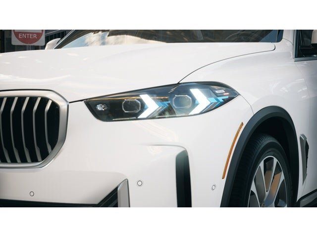 Thumbnail: 2026 BMW X5 - 6