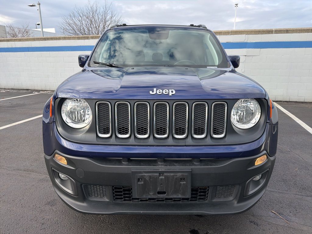 Thumbnail: 2018 Jeep Renegade - 8