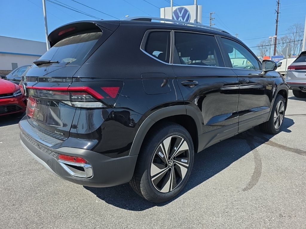2026 Volkswagen Taos 1.5T SE - 4