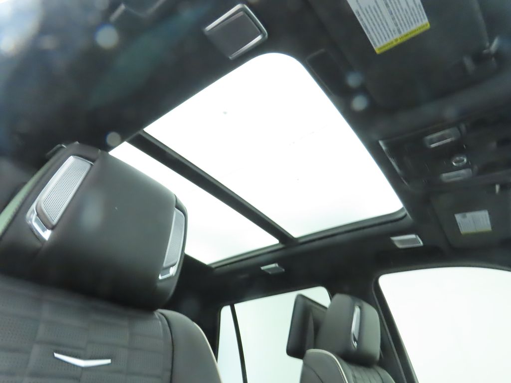 2024 Cadillac Escalade V 17