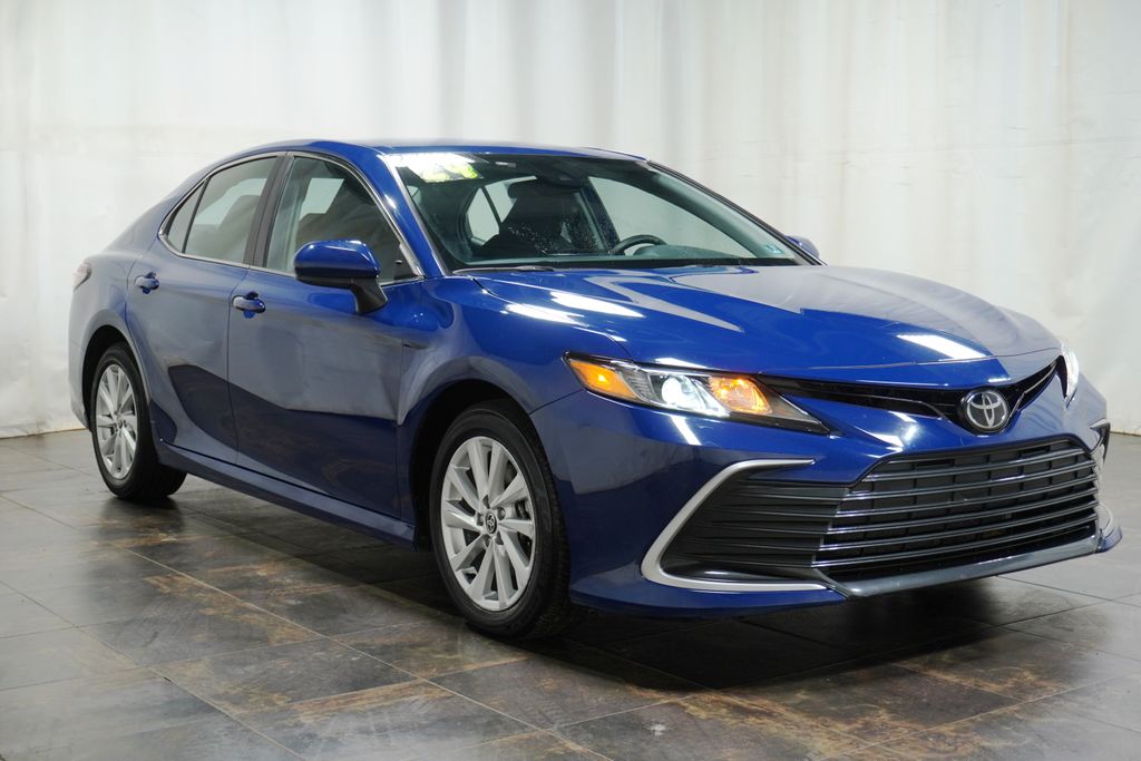 2024 Toyota Camry LE