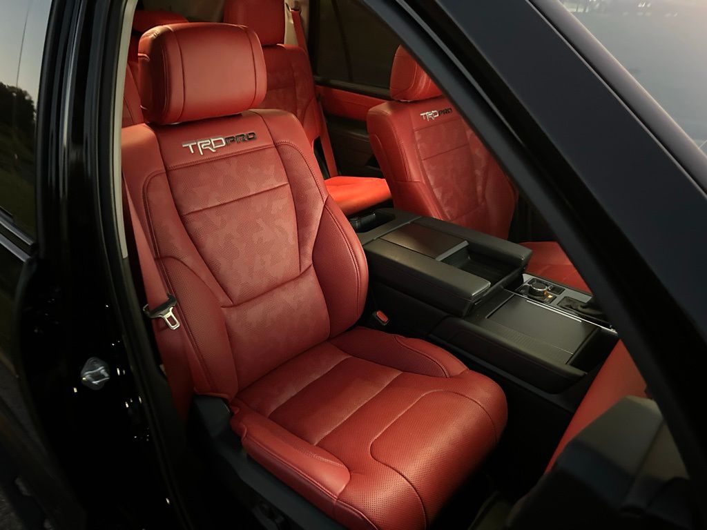 Thumbnail: 2023 Toyota Sequoia - 16
