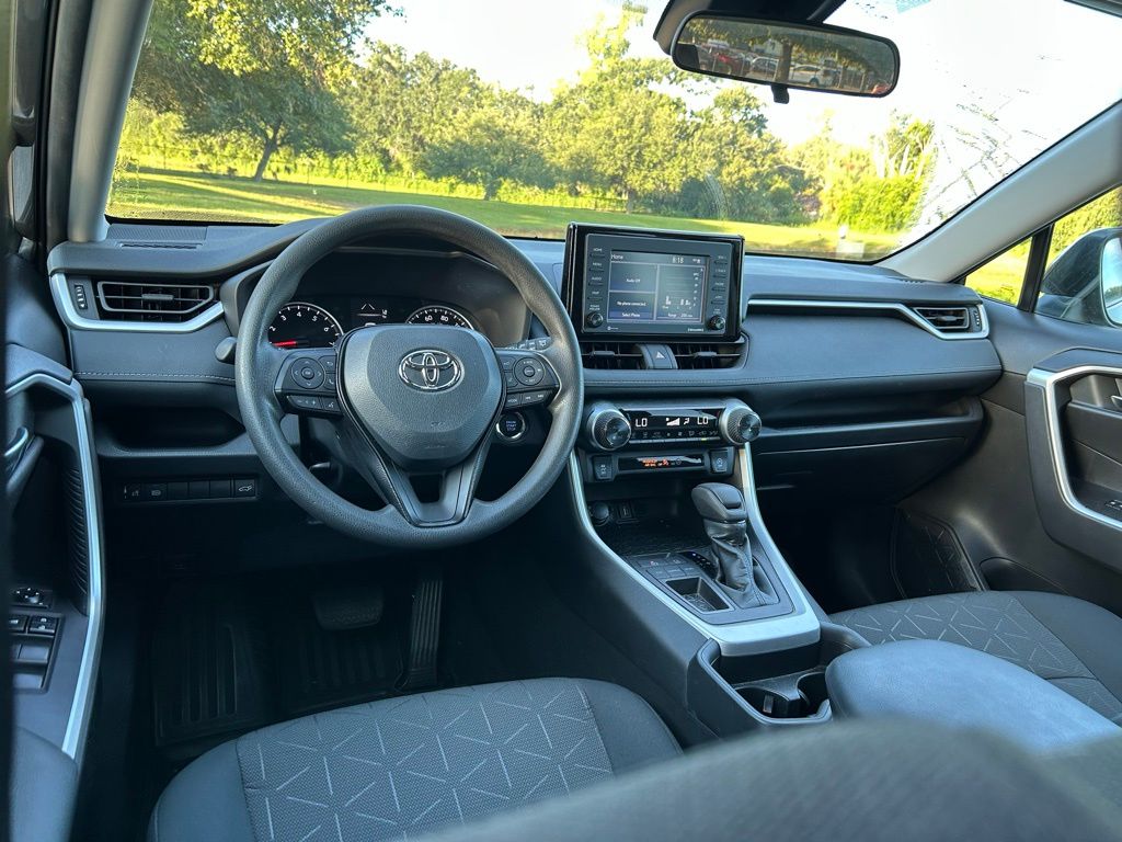 Thumbnail: 2021 Toyota RAV4 - 12