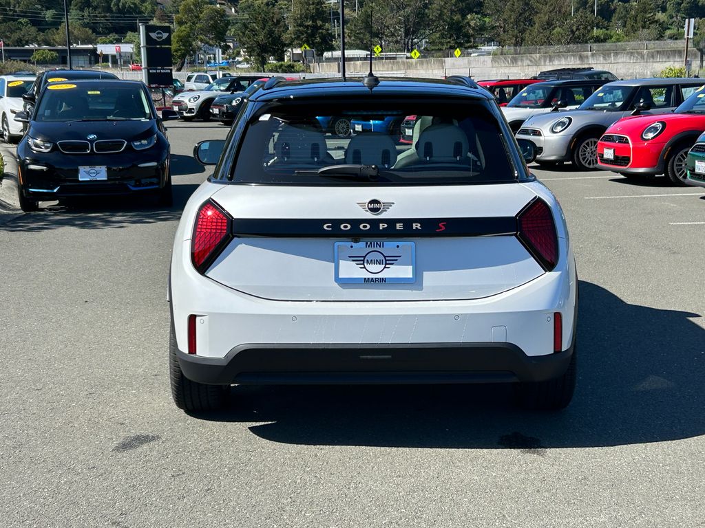Thumbnail: 2026 MINI Cooper - 4