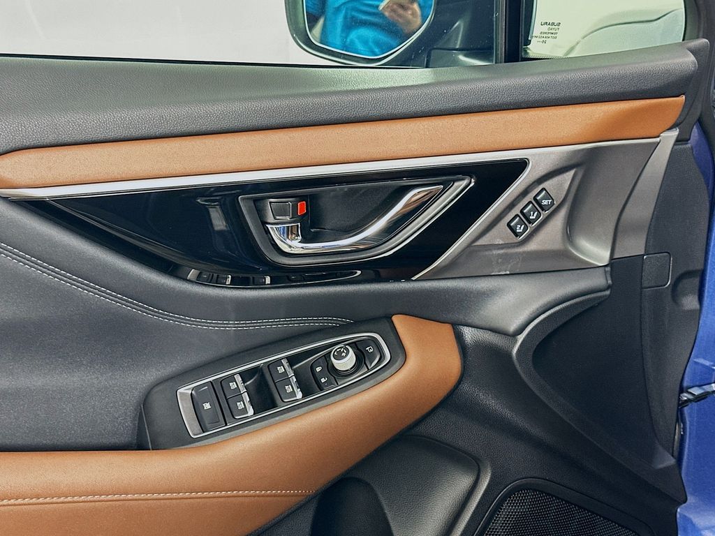 2021 Subaru Outback Touring 18