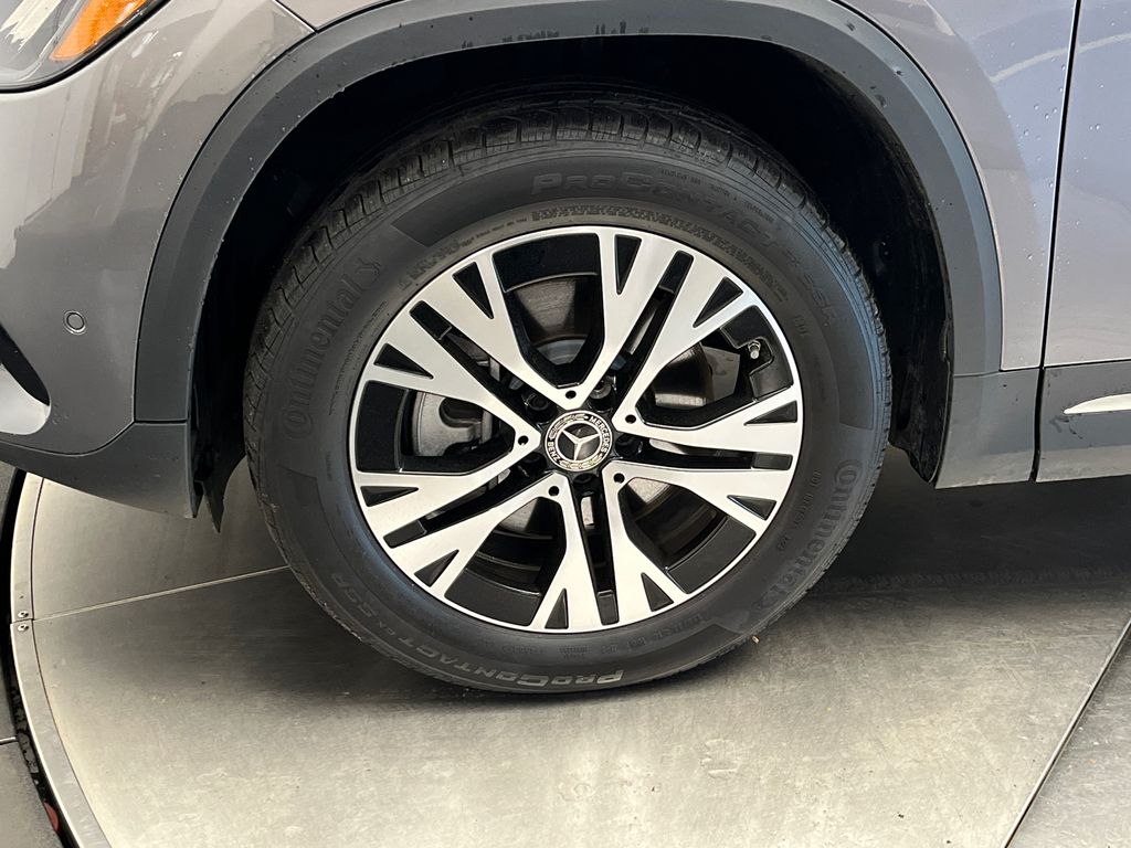 2025 Mercedes-Benz GLA 250 4MATIC 10