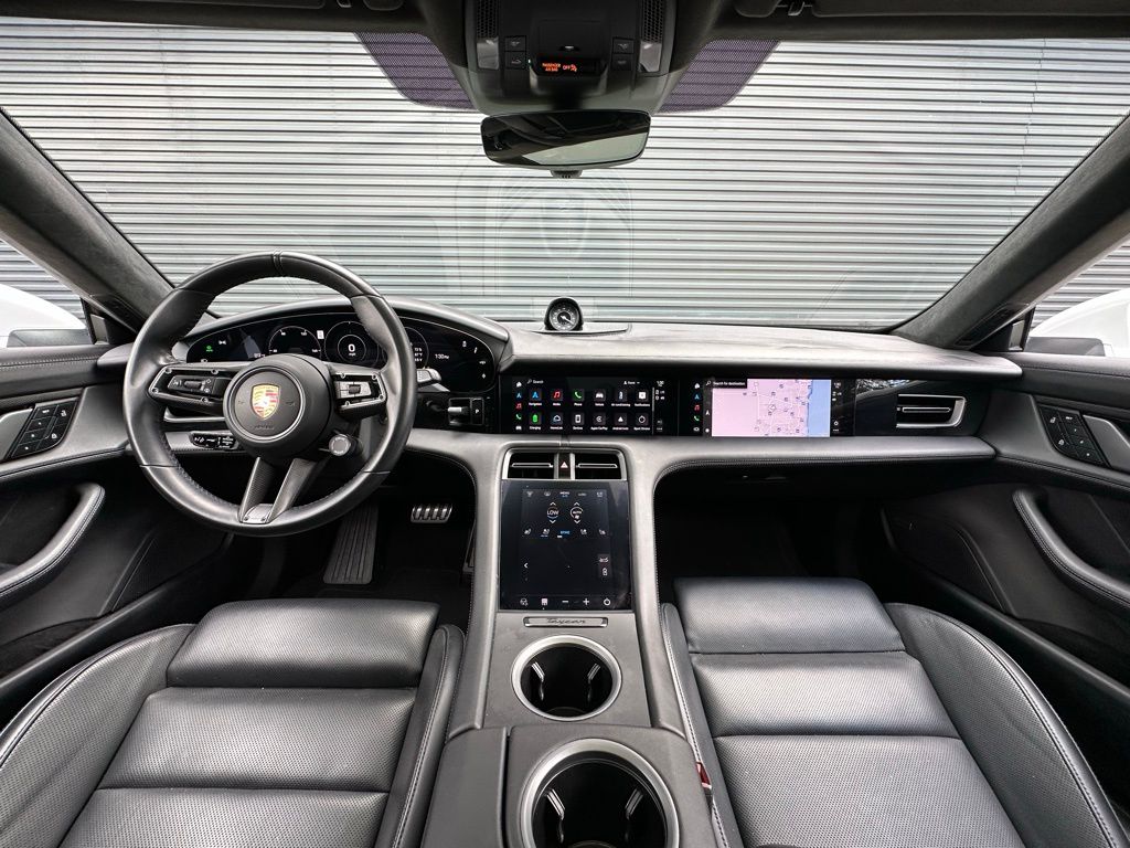 Thumbnail: 2024 Porsche Taycan - 6