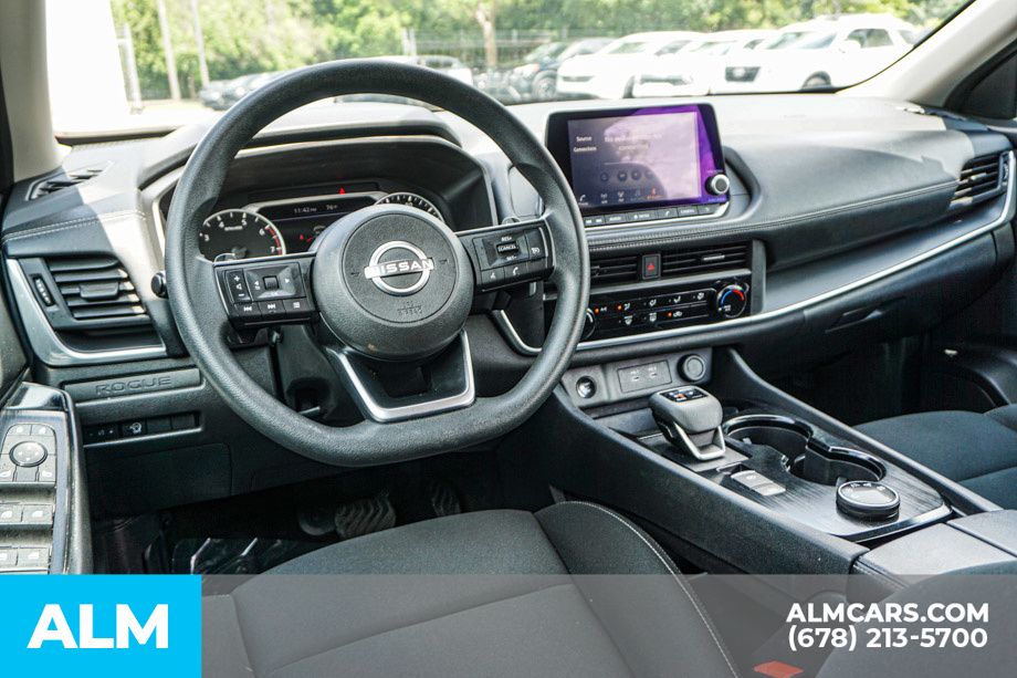 Used 2024 Gray Nissan S image 27
