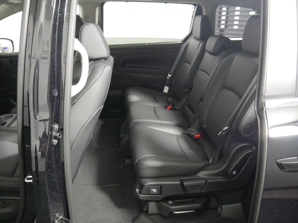 Thumbnail: 2026 Honda Odyssey - 14