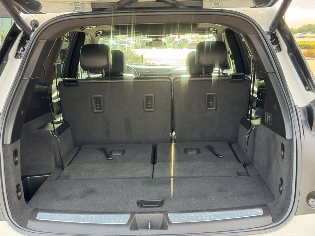 2023 Cadillac XT6 Luxury White at Monument Chevrolet