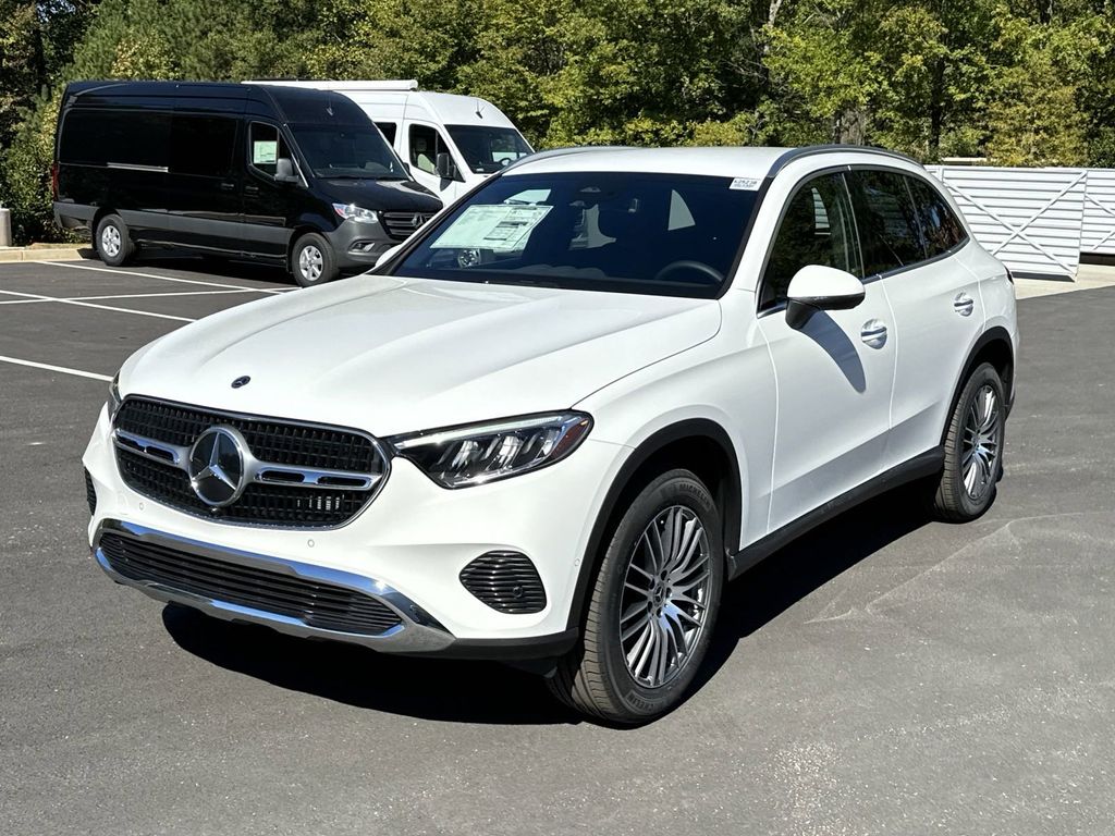 2025 Mercedes-Benz GLC GLC 300 6