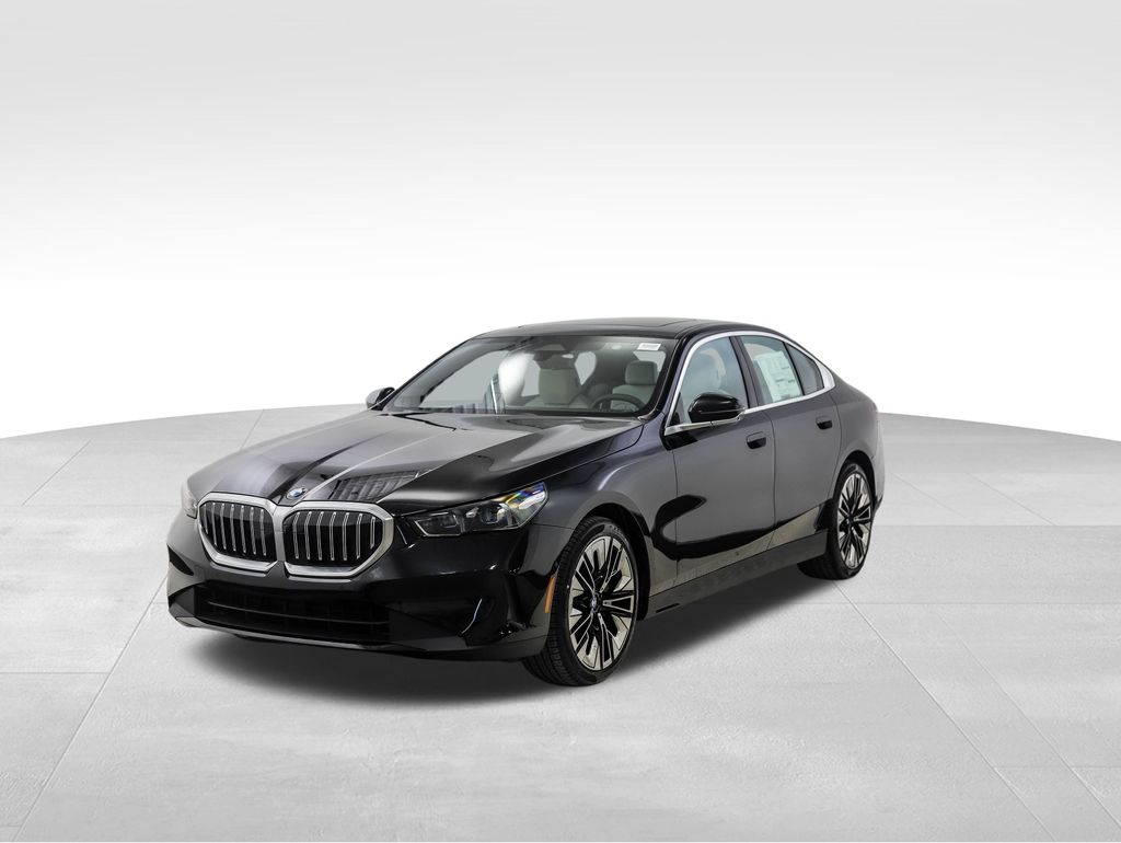Thumbnail: 2025 BMW 5 Series - 1