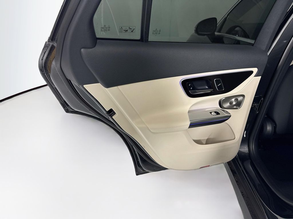 New 2027  Mercedes-Benz GLC 300 image 27