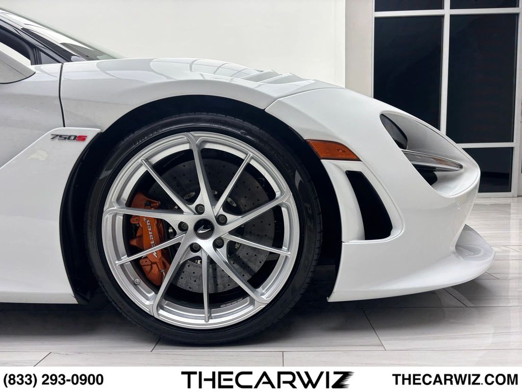 2024 McLaren 750S
