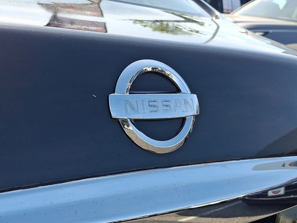 Thumbnail: 2010 Nissan Altima - 27