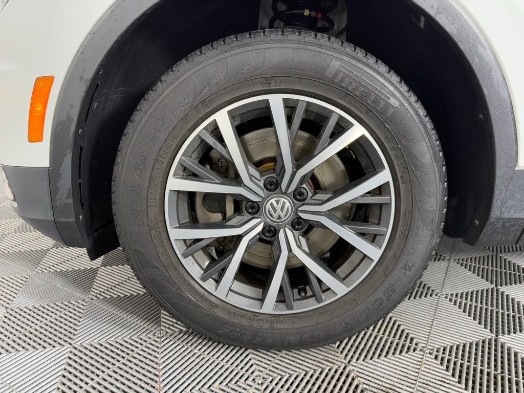 2019 Volkswagen Tiguan 2.0T 8
