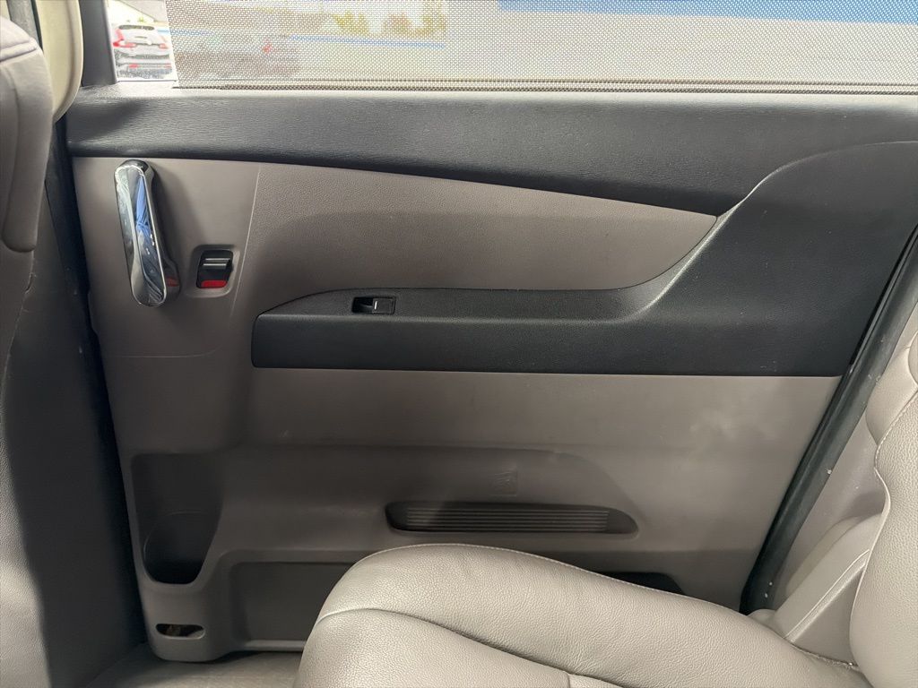 Thumbnail: 2016 Honda Odyssey - 26