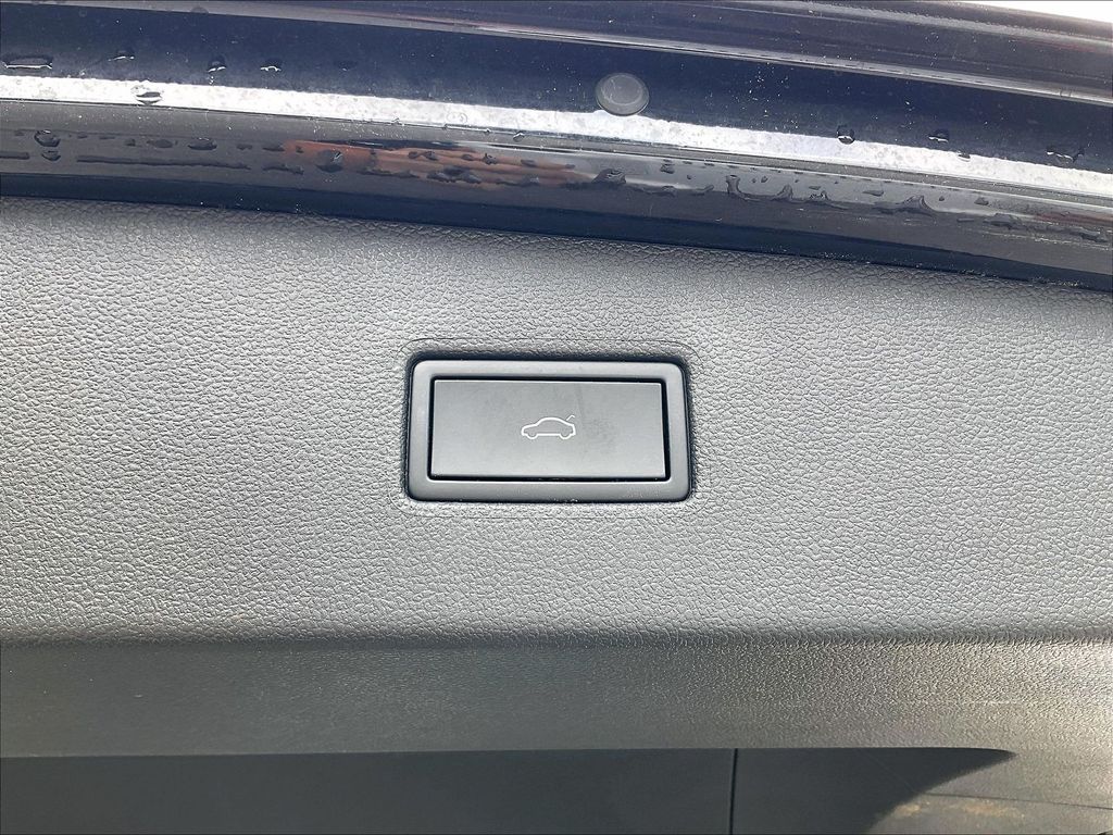 2024 Volkswagen Tiguan — photo 36