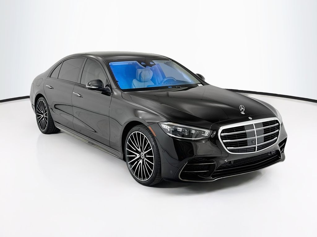 Thumbnail: 2023 Mercedes-Benz S-Class - 3
