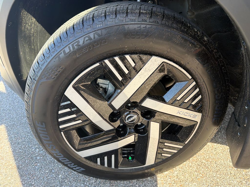 New 2026 Nissan Kicks SV 4D Sport Utility