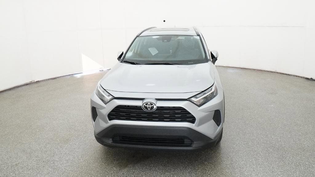 Thumbnail: 2025 Toyota RAV4 - 25