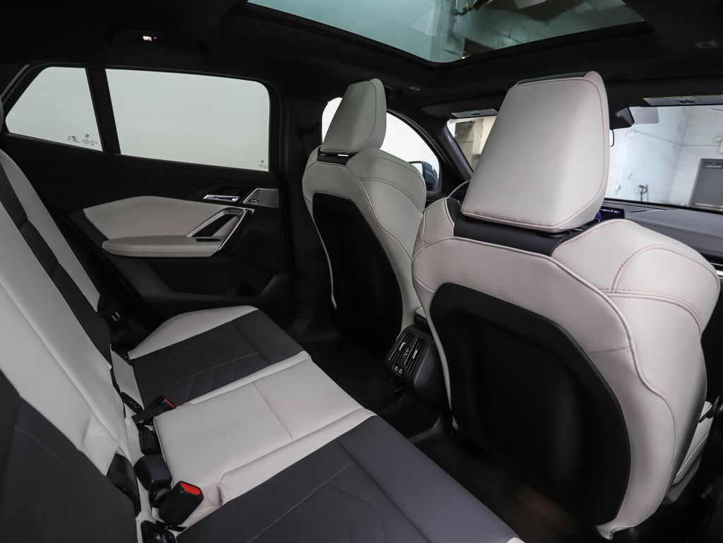 Thumbnail: 2025 BMW X2 - 25