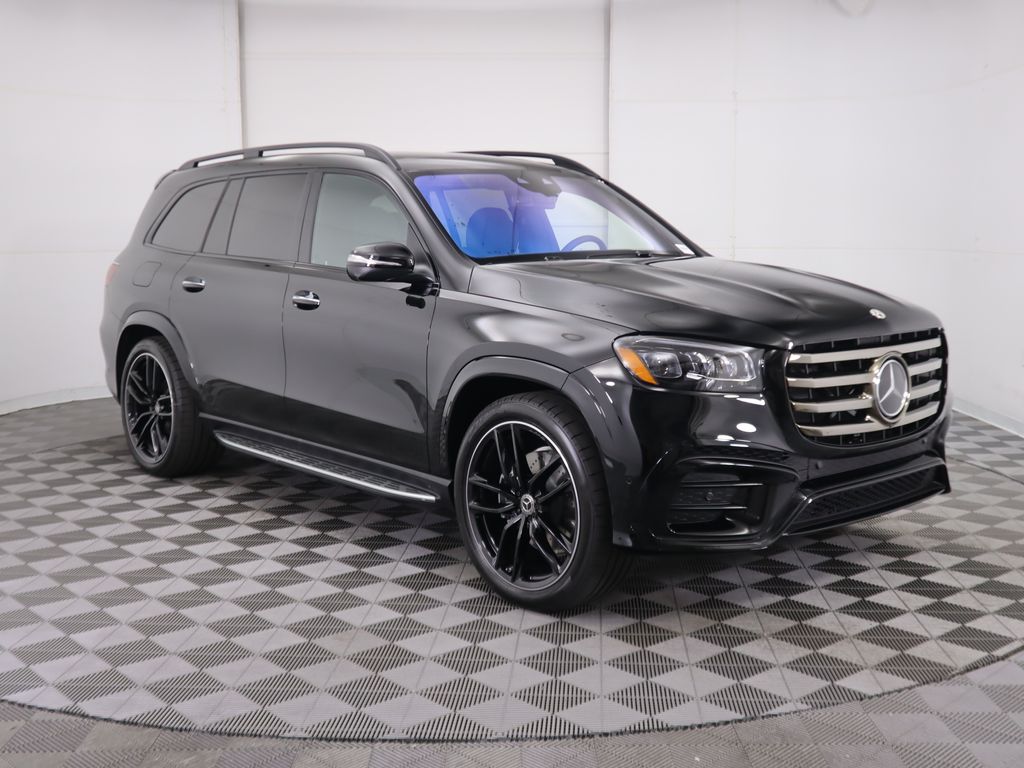 2025 Mercedes-Benz GLS 450 4MATIC 3