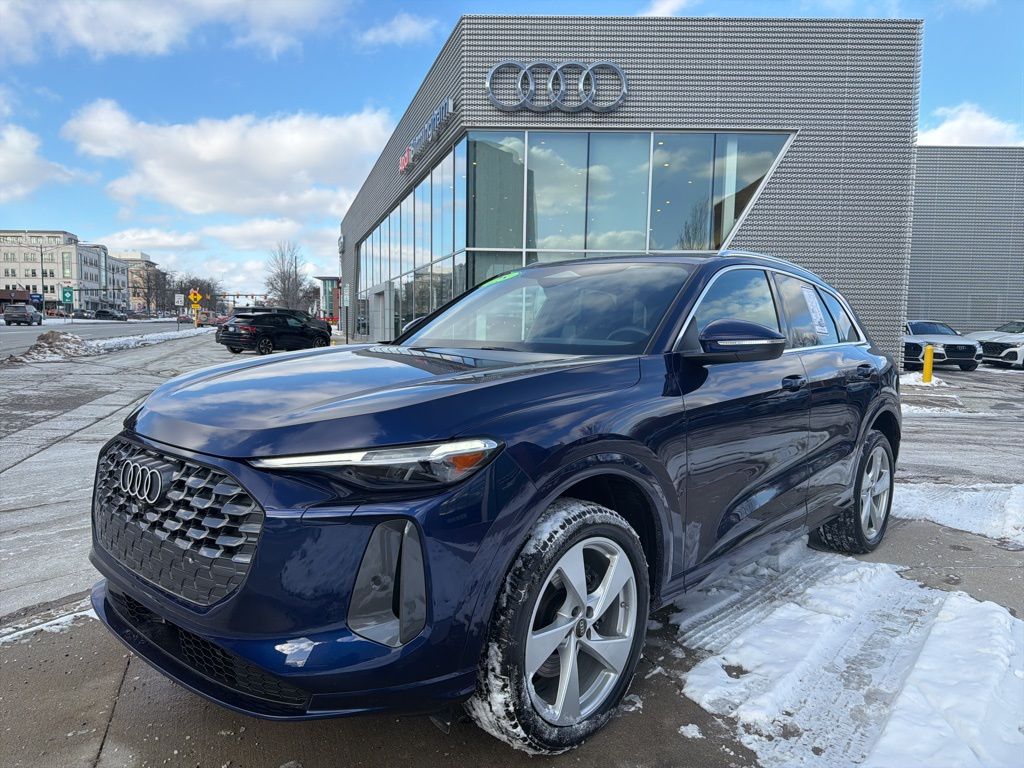 2025 Audi Q5 quattro Premium Plus 40 TFSI