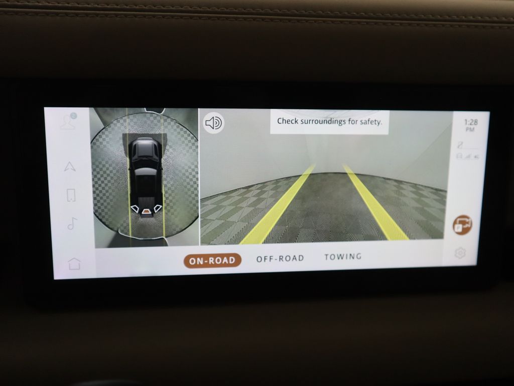 Thumbnail: 2020 Land Rover Defender - 16