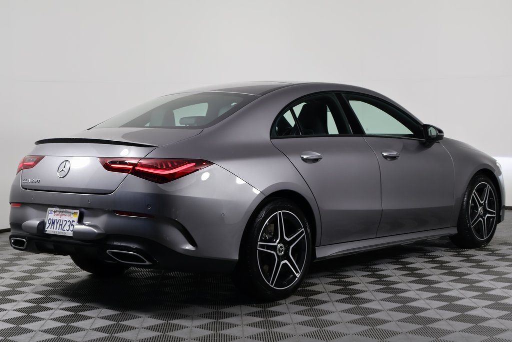 2025 Mercedes-Benz CLA 250 4